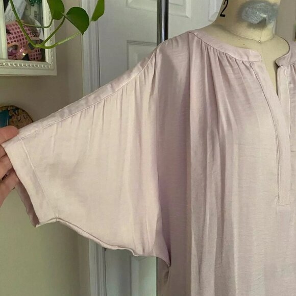 Jennifer Lopez Pale Pink Draped Flutter Sleeves Slouch tunic T-Shirt *X-SMALL* - Picture 2 of 5